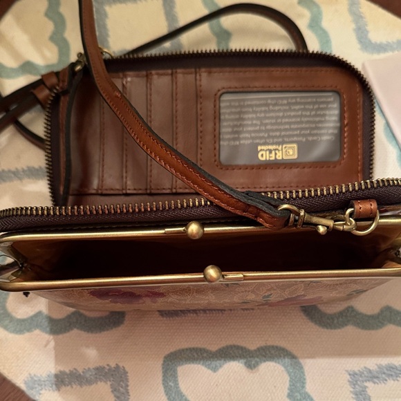 Patricia Nash Floral Crossbody Bag - Tan and Red - Picture 4 of 6